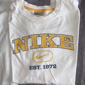 Vintage Nike t-shirt